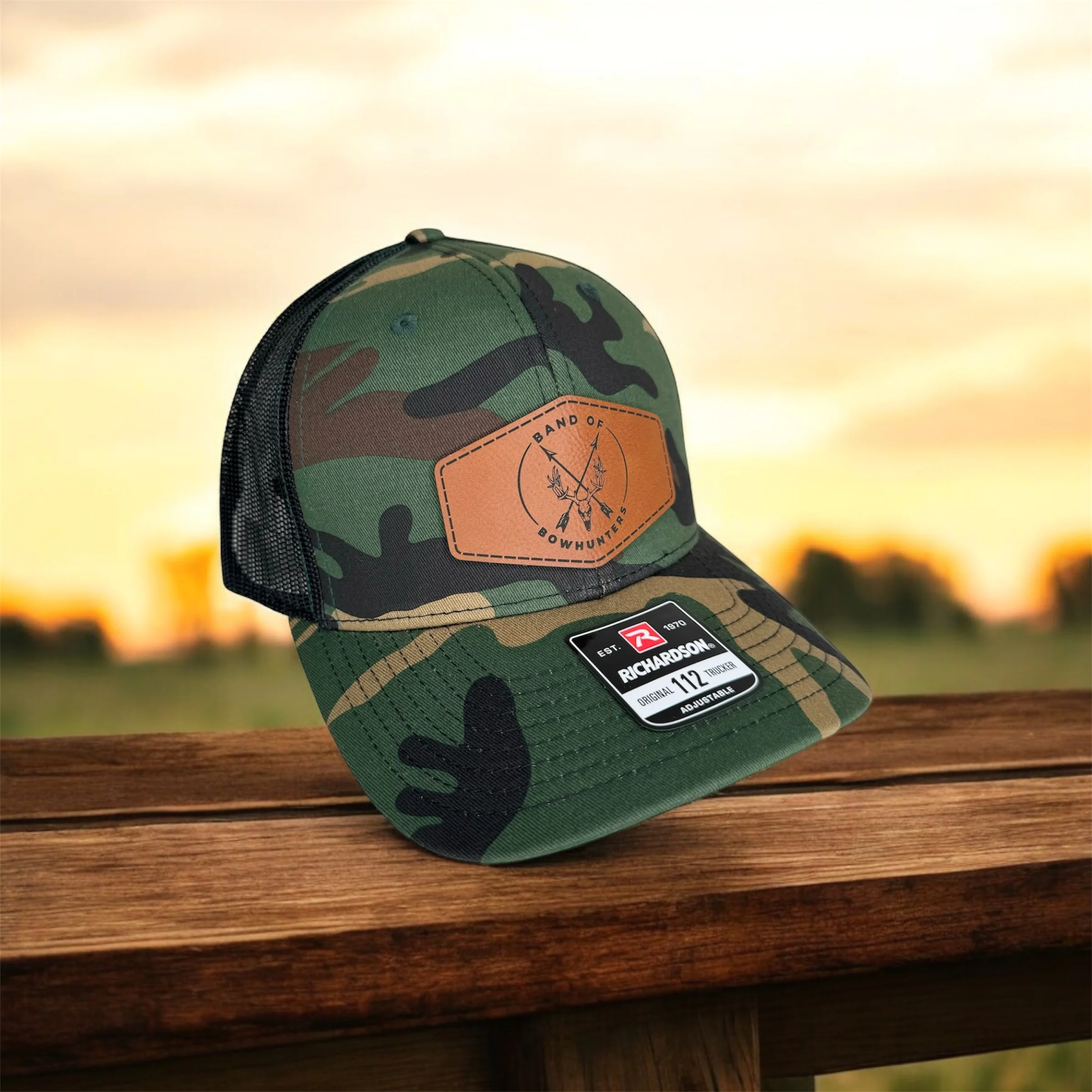 Skull & Arrow leather patch hat (Army Camo)